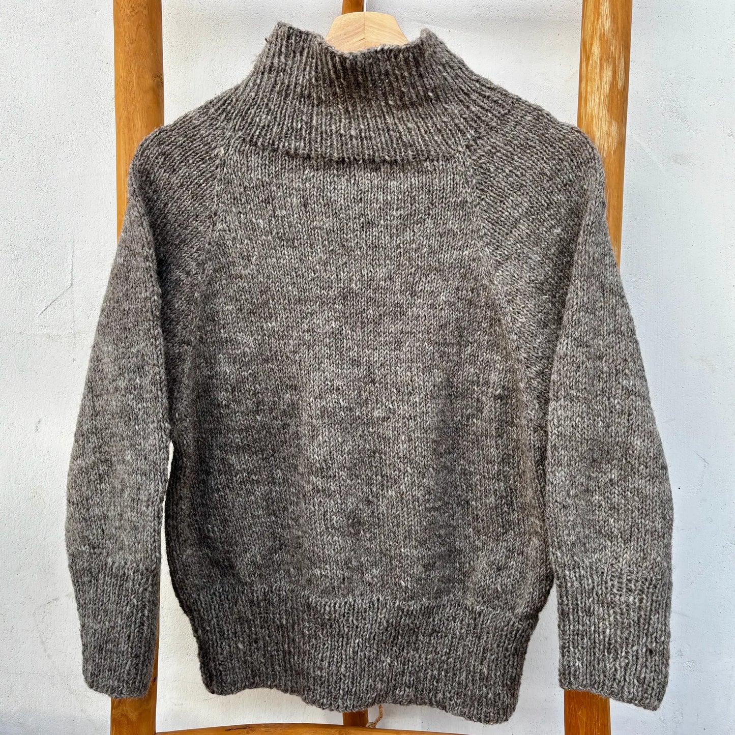 ⚫︎ Balloon Full Sleeve High-Neck Pullover ⚫︎ Hand Knit Pure Wool ⚫︎