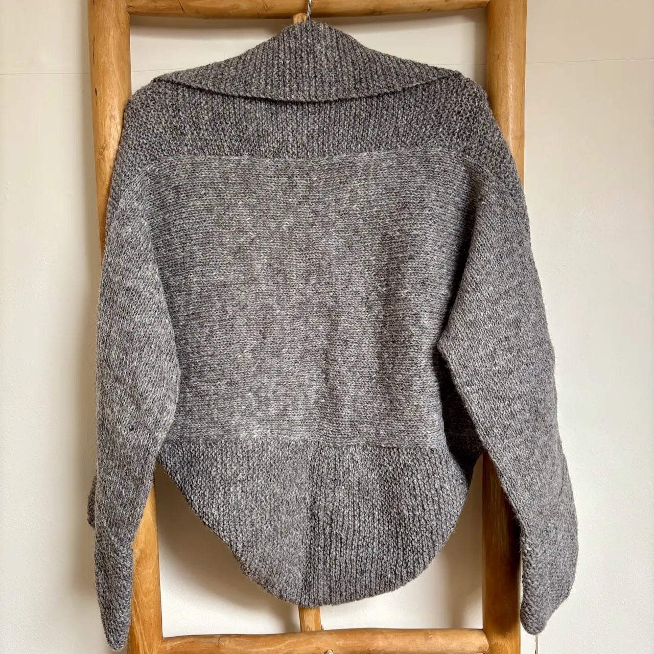 ⚫︎ Bolero Cardigan ⚫︎ Hand Knit Pure Wool ⚫︎