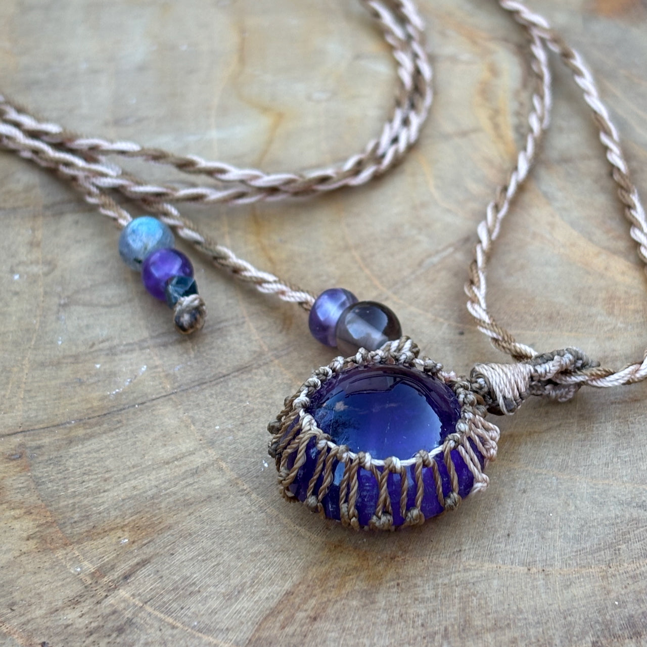 Round Amethyst Macrame Pendant 