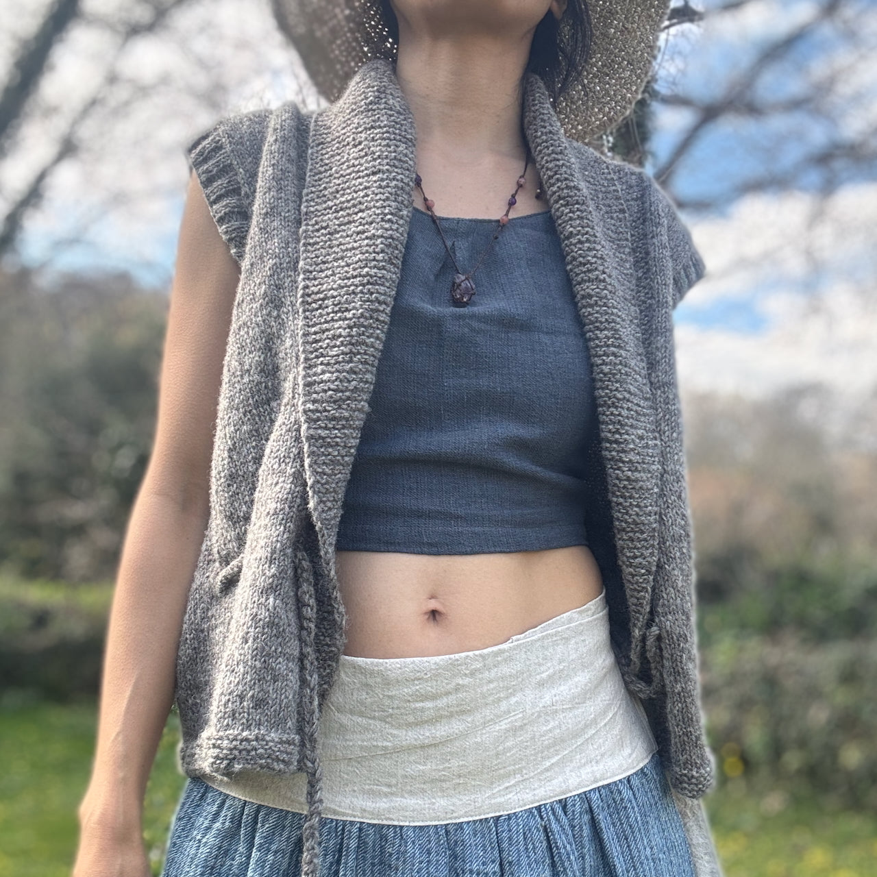 ⚫︎ Vest Cardigan ⚫︎ Hand Knit Pure Wool ⚫︎