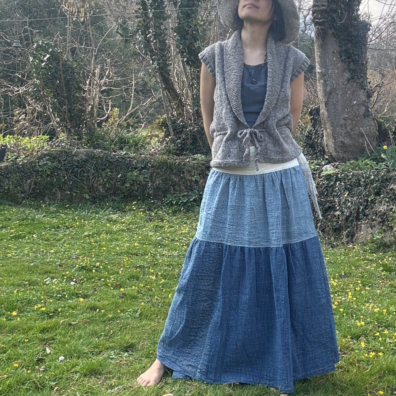 ⚫︎ Vest Cardigan ⚫︎ Hand Knit Pure Wool ⚫︎