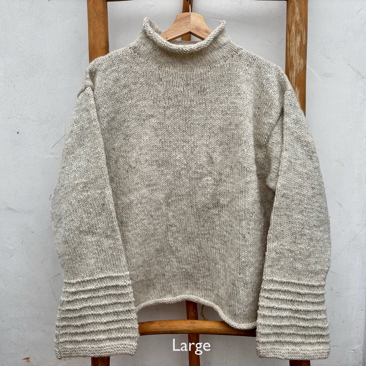 ⚫︎ Yuki Jumper ⚫︎ Hand Knit Pure Wool ⚫︎ – h2ol