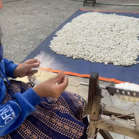 Hand Spinning Silk Fibre